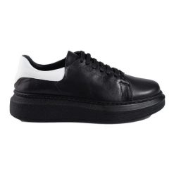 Czarne klasyczne buty sportowe damskie T.Sokolski. Czarne obuwie sportowe damskie bez wzorów. Za 223.79 zł.