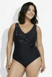 Damskie Strój kąpielowy kopertowy styl miękkie miseczki ozdobna sprzączka. Czarne kostiumy jednoczęściowe damskie Ulla Popken, plus size, bez wzorów, z elastanu, plus size, do pływania. Za 191.99 zł.