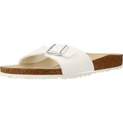 Klapki damskie Birkenstock Madrid BF. Białe klapki damskie Birkenstock, bez wzorów, z materiału, eleganckie, bez obcasa. Za 279.00 zł.