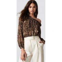 NA-KD Boho Bluzka z asymetrycznym dekoltem - Multicolor. Bluzki damskie marki NA-KD Boho. Za 121.95 zł.