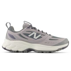 Buty damskie New Balance 410 v9 W4107ZS – szare. Szare obuwie sportowe damskie New Balance, bez wzorów, z materiału, do biegania. Za 349.99 zł.