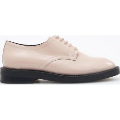Skórzane półbuty - Kremowy. Półbuty damskie Reserved. Za 299.99 zł.