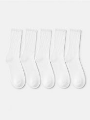 Prążkowane skarpetki z bawełną 5 pack - biały. Białe skarpety damskie Sinsay, bez wzorów, z bawełny. Za 17.99 zł.