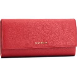 Duży Portfel Damski COCCINELLE - CW5 Metallic Soft E2 CW5 11 03 01 Coquelicot R09. Czerwone portfele damskie Coccinelle, ze skóry. Za 599.90 zł.