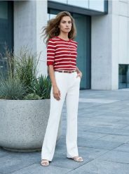 Bluzka z wiskozą w paski - czerwony. Czerwone bluzki damskie Sinsay, l, bez wzorów, z wiskozy, bez kołnierzyka, bez ramiączek. Za 49.99 zł.