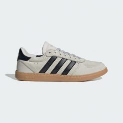Buty Breaknet Sleek. Czarne obuwie sportowe damskie Adidas, bez wzorów, na fitness i siłownię. Za 259.00 zł.