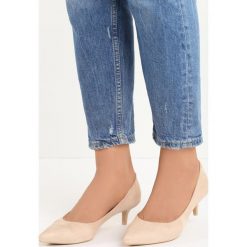 Beżowe Czółenka Just Dance. Czółenka damskie marki bonprix. Za 59.99 zł.