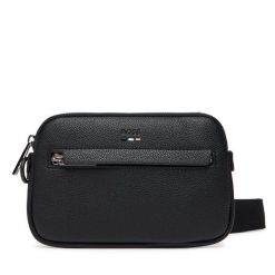 Saszetka BOSS. Czarne saszetki męskie Boss, młodzieżowe, małe. Za 699.99 zł.