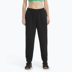 Spodnie damskie Reebok Lux Fleece Sweatpants. Czarne obuwie sportowe damskie REEBOK FITNESS, bez wzorów, na fitness i siłownię. Za 219.99 zł.