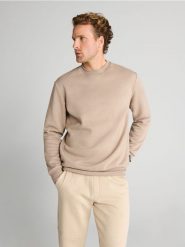 Bluza basic - beżowy. Brązowe bluzy męskie Sinsay, l, bez wzorów, bez kaptura. W wyprzedaży za 14.99 zł.