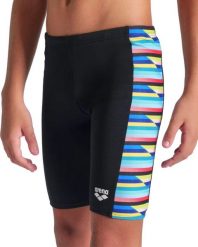 Spodenki do pływania Arena Stripe czarne - jammery. Czarne szorty dla chłopców Arena, bez wzorów, z materiału, klasyczne. Za 169.99 zł.