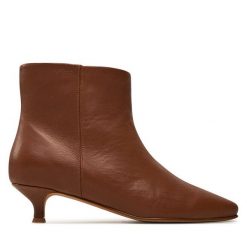 Botki Balagan. Brązowe botki damskie BALAGAN, bez obcasa, na szpilce, bez zapięcia. Za 749.99 zł.