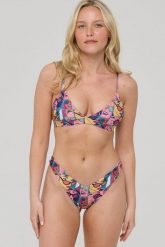 Bikini V-Cut Candy Komiks. Czerwone bikini damskie OOSC, na lato, l, bez wzorów. Za 122.99 zł.