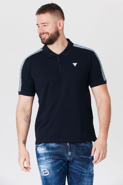 GUESS Granatowa męska koszulka polo z lampasami, Rozmiar S. Niebieskie koszulki polo męskie Guess, m, z aplikacjami, bez ramiączek. W wyprzedaży za 175.99 zł.
