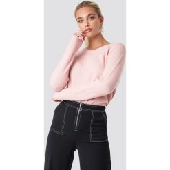 Samsoe & Samsoe Krótki sweter z okrągłym dekoltem Nor - Pink. Różowe swetry damskie Samsøe & Samsøe, z okrągłym kołnierzem. Za 404.95 zł.