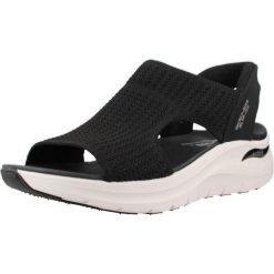 Sandały SKECHERS 119466S Czarny. Czarne sandały damskie Skechers, bez wzorów, z tkaniny, bez obcasa, bez zapięcia. Za 314.99 zł.