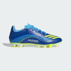Buty F50 Messi Club Firm/Multi-Ground. Niebieskie buty sportowe męskie Adidas, bez zapięcia, do piłki nożnej. Za 228.99 zł.