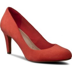 Półbuty CLARKS - Carlita Cove 261227714 Coral Suede. Półbuty damskie marki Clarks. W wyprzedaży za 199.00 zł.
