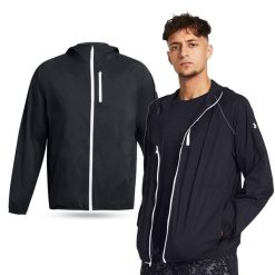 Kurtka sportowa męska Under Armour Lightweight Jacket wodoodporna. Czarne kurtki męskie Under Armour, m, bez wzorów, sportowe, bez kaptura. Za 406.15 zł.