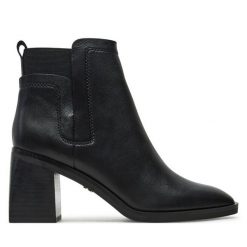 Botki Aldo. Czarne botki damskie Aldo, bez obcasa, na słupku, bez zapięcia. Za 539.99 zł.