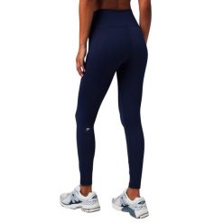 Damskie legginsy Fabletics On-The-Go. Niebieskie legginsy damskie FABLETICS, s, bez wzorów, z materiału, z podwyższonym stanem, na fitness i siłownię. Za 361.35 zł.