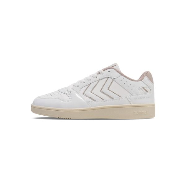 Sneakersy damskie Hummel St Power Play. Białe obuwie sportowe damskie Hummel, bez wzorów. W wyprzedaży za 228.00 zł.