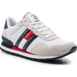 Sneakersy TOMMY JEANS - Casual Tommy Jeans Sneaker EM0EM00261 Rwb 020. Półbuty na co dzień męskie marki Tommy Jeans. W wyprzedaży za 339.00 zł.