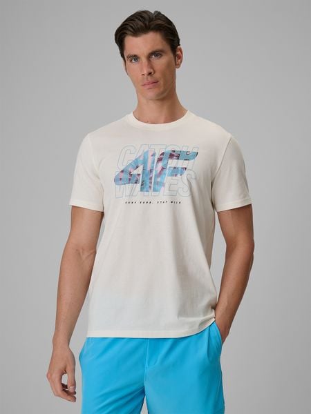 4F T-shirt regular z nadrukiem męski - biały L. Białe koszulki sportowe męskie 4f, l, bez wzorów, z bawełny, bez kołnierzyka, bez ramiączek. Za 69.99 zł.