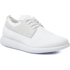 Sneakersy CALVIN KLEIN - Tavon F2047 White. Białe półbuty na co dzień męskie Calvin Klein, z materiału, klasyczne, bez zapięcia. W wyprzedaży za 399.00 zł.