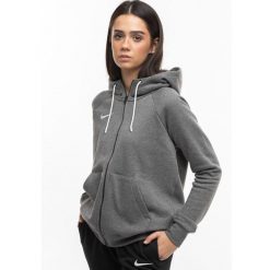 Bluza sportowa damska Nike Wmns Park 20. Białe bluzy sportowe damskie Nike, s, bez wzorów, z bawełny, z kapturem, na fitness i siłownię. Za 402.00 zł.