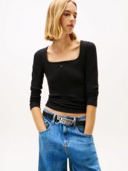 Tommy Jeans koszulka z długim rękawem Kobiety Bawełna czarny, L. Czarne t-shirty damskie Tommy Jeans, l, bez wzorów, z bawełny, bez kołnierzyka. Za 139.95 zł.