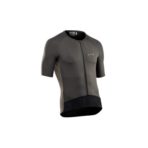 Koszulka rowerowa męskie NORTHWAVE ESSENCE JERSEY SHORT SLEEVE. Szare buty sportowe męskie Northwave, l, bez wzorów, z jersey, bez kołnierzyka, bez ramiączek, rowerowe. Za 311.50 zł.