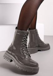 Szare Botki Workery z Lakierowaną Cholewką Nouria. Szare botki damskie Renee, z jeansu, eleganckie, bez obcasa, na obcasie, bez zapięcia. Za 99.99 zł.