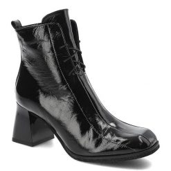 Czarne Botki Clasicco Skórzane Ocieplane Buty Damskie. Czarne botki damskie Clasicco, na jesień, ze skóry, eleganckie, bez obcasa, bez zapięcia. Za 339.00 zł.