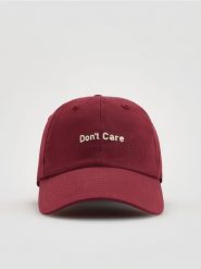 Czapka baseball z haftem - bordowy. Czerwone czapki i kapelusze męskie Reserved, bez wzorów. Za 65.99 zł.