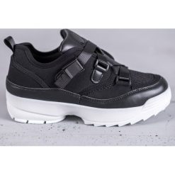 SHELOVET Czarne Buty Sportowe Fashion. Czarne obuwie sportowe damskie SHELOVET, bez wzorów, z jeansu. W wyprzedaży za 69.00 zł.