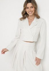 Biała Marynarka Dwurzędowa o Krótkim Kroju w Delikatne Paski Redarisa. Białe żakiety damskie Born2be, l, bez wzorów, z jeansu, eleganckie. Za 84.99 zł.