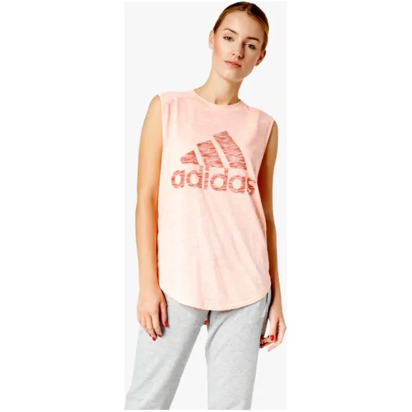 Adidas Koszulka Ss Winners M Tee , różowy, rozmiar XS. Czerwone t-shirty damskie Adidas, m, z aplikacjami, z materiału, sportowe, bez kołnierzyka. W wyprzedaży za 79.99 zł.