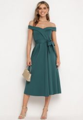 Zielona Elegancka Sukienka o Fasonie Hiszpanki z Materiałowym Paskiem Xaelia. Zielone sukienki damskie Born2be, na spotkanie biznesowe, l, bez wzorów, z materiału, eleganckie, bez kołnierzyka, bez ramiączek, midi. Za 139.99 zł.