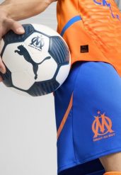 Męskie szorty Olympique Marsylia 24/25 PUMA Racing Blue Fluro Orange Pes. Brązowe szorty męskie Puma, na wiosnę, m, bez wzorów, z żakardem, klasyczne. Za 191.20 zł.