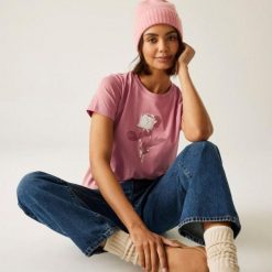 Koszulka damska Regatta Filandra VX. Czerwone t-shirty damskie Regatta, m, z aplikacjami, z bawełny, eleganckie, bez kołnierzyka. Za 97.00 zł.