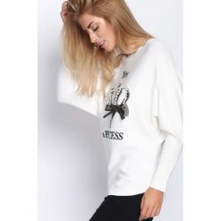 Biały Sweter Queen's Crown. Białe swetry damskie Born2be, z okrągłym kołnierzem. Za 59.99 zł.