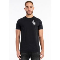 T-shirt regularny Tapout Mask. Białe t-shirty męskie TAPOUT, bez wzorów, sportowe, bez kołnierzyka. Za 136.00 zł.