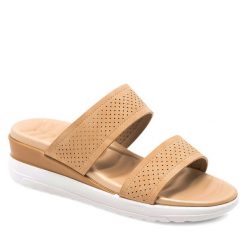 Klapki Clara Barson. Brązowe klapki damskie Clara Barson, bez wzorów, bez obcasa. Za 44.99 zł.