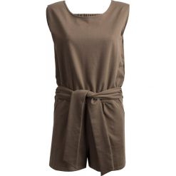 Kombinezon damski KOMBD601 - khaki - Outhorn. T-shirty damskie marki Outhorn. Za 89.99 zł.