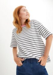 T-shirt oversize z grubej bawełny organicznej. Białe bluzki damskie bonprix, bez wzorów, z bawełny, bez kołnierzyka. Za 59.99 zł.
