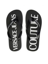 Versace Jeans Couture Japonki 80VA3SQ7 ZSS81 Czarny. Czarne klapki damskie Versace Jeans Couture, bez wzorów, z jeansu, bez obcasa. Za 249.99 zł.