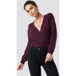 NA-KD Trend Sweter z kopertowym dekoltem - Purple. Swetry damskie marki NA-KD Trend. Za 121.95 zł.