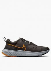 Buty do biegania męskie Nike React Miler 2. Zielone buty sportowe męskie Nike, bez zapięcia, do biegania. Za 418.99 zł.