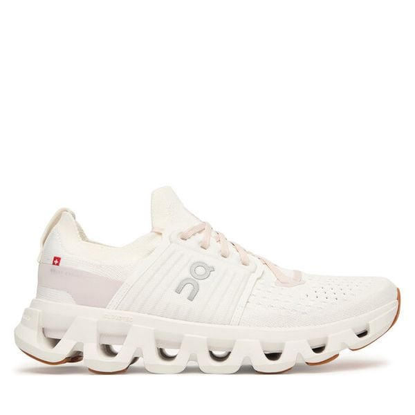 Buty do biegania On. Białe obuwie sportowe damskie On, bez wzorów, do biegania. Za 769.99 zł.